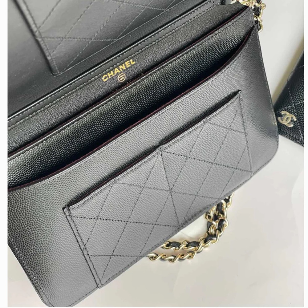 💎✨ BEAUTIFUL ✨💎 WOC CHANEL WITH PHONE CASE CROSSBODY QUILTED - Picture 7 of 17